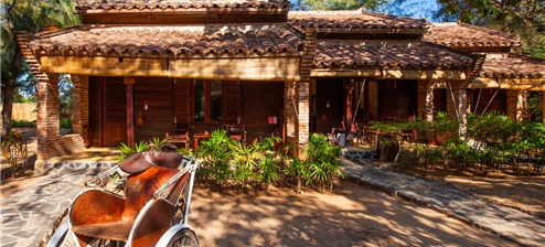 Premier Garden Family Room